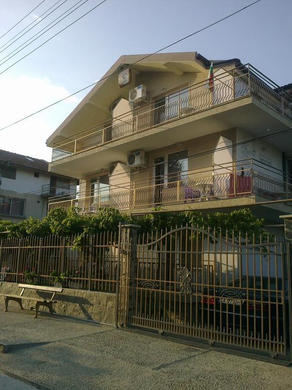 Guest House Rusalka Kranevo Bagian luar foto