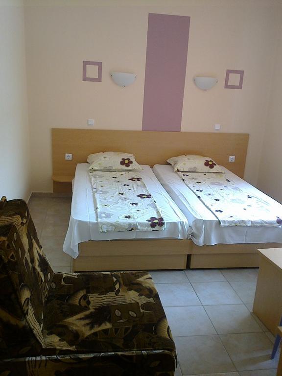 Guest House Rusalka Kranevo Ruang foto