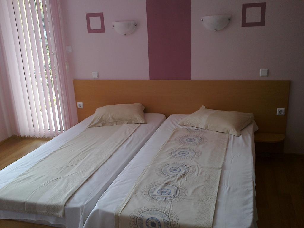 Guest House Rusalka Kranevo Ruang foto
